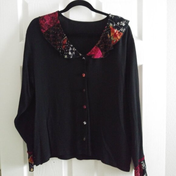Self & Contrast Tops - Self & Contrast Button Flouncy Rayon Blouse